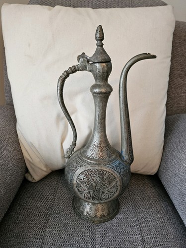 Antique middle eastern - an,