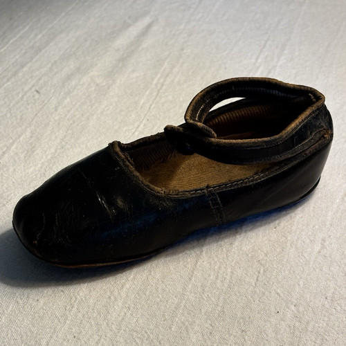 Vintage child black - child’s,