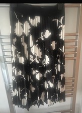 Black and white Next Skirt New