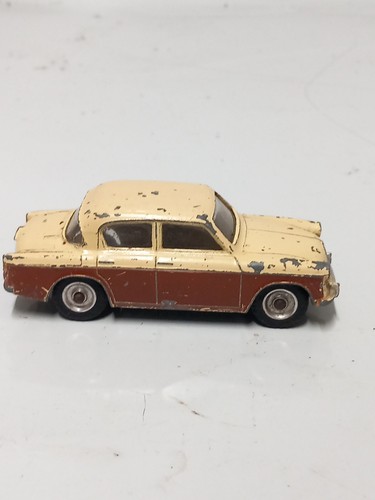 Vintage dinky singer - dinky, gazelle
