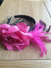 Gorgeous Hot Pink Fascinator w