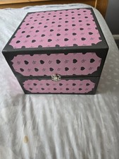 Doll Wardrobe Suitable for American Girl Doll 18 Inch Doll