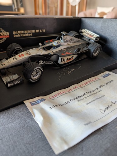 Minichamps 2000 mclaren - 2000,