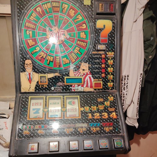 1980s bullseye gameshow pub - 1980s,