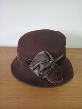 Vintage 1980s Bermona Trend London 100% Wool Hat Brown Velvet Bow Size 60 cm