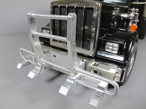 Aluminum style bumper guard - style,