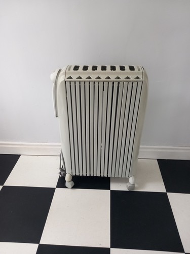 Oil filled electric radiator - ,
