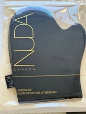 Nuda Canada Self Tanning Mitt