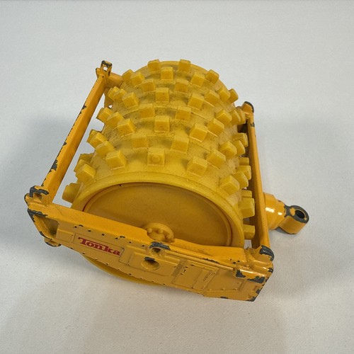 Tonka toy construction roller