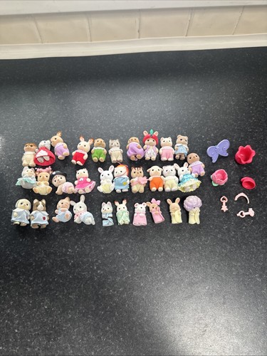 Sylvanian families figures - sylvanian,