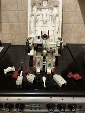 G1 Transformers Metroplex Near