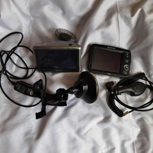 Tomtom and navman sat nav - navman, gps