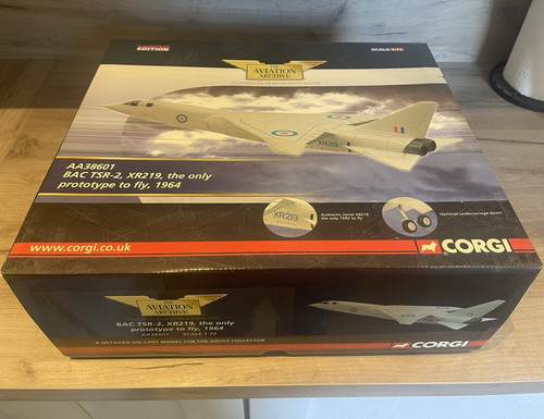 Corgi aviation archive aa38601 - aviation,