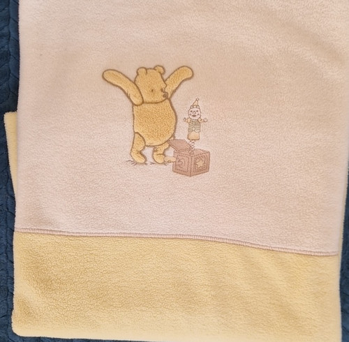 Mothercare pooh fleece blanket - pooh,