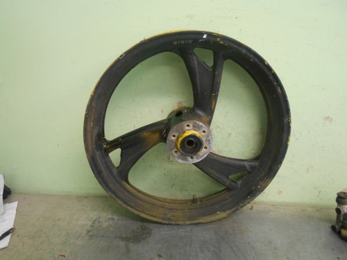 Yamaha tdm 850 3vd front - yamaha,