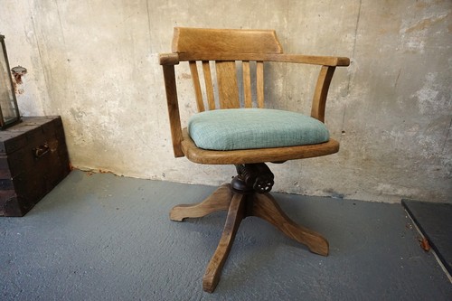 Antique oak captains - oak,
