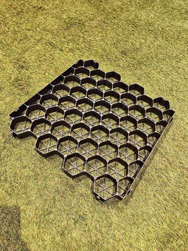 Interlocking gravel grid - gravel,