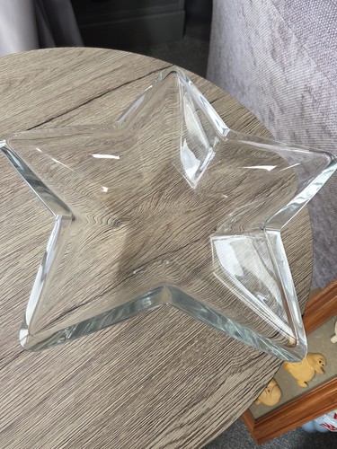 Stunning heavy star glass bowl - star,