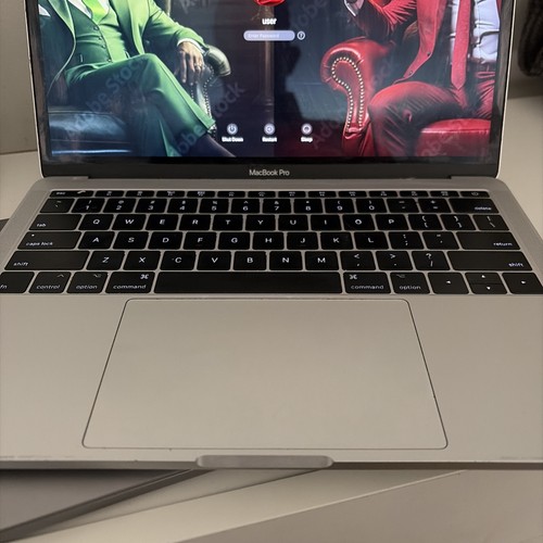 Apple macbook pro - pro, a1708