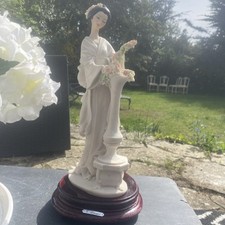 Giuseppe Armani #403S 1987 Oriental Lady with Column Oriental Girl