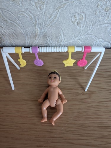 Barbie happy families - happy,