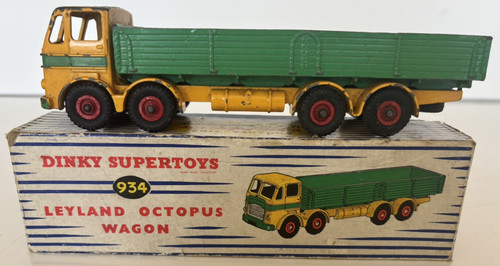 Dinky supertoys leyland - dinky,