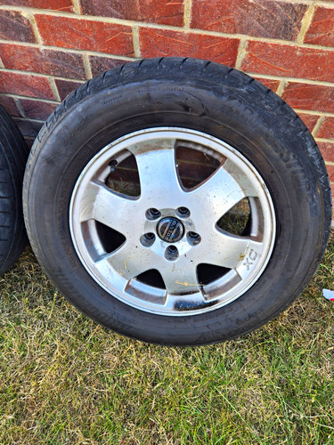 Volvo xc70 alloy wheels - volvo,