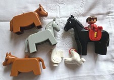 7 FARM DUPLO PIECES 2 HEN 2