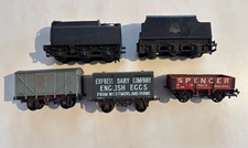 3 OO Gauge 4 Wheel Wagons And