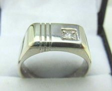 9ct White Gold Gents Diamond