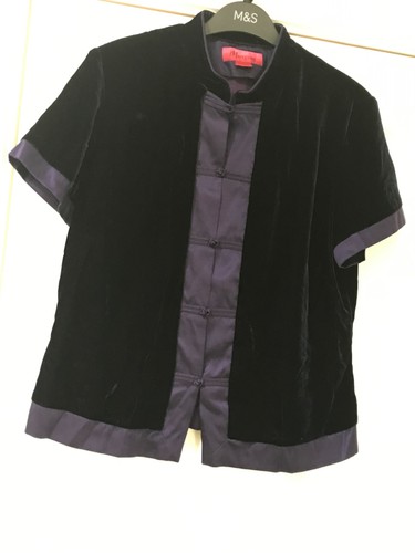 Monsoon silk top with - 18%, 100%