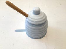 Lavendon Manor White Beehive Ceramic Honey Storage Pot with Wooden Dipper