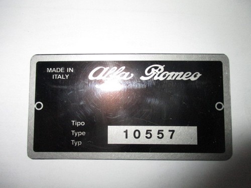 Nameplate alfa romeo 10557 - nameplate,