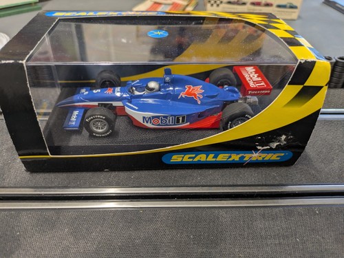 Scalextric c2516 dallara - c2516, indy
