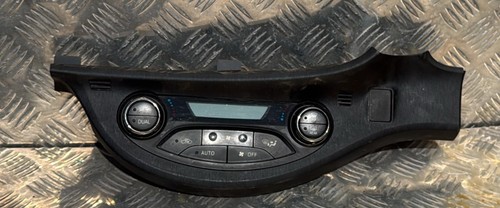 Toyota yaris 2015 - toyota,