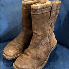 UGG Australia Aliso Tooled