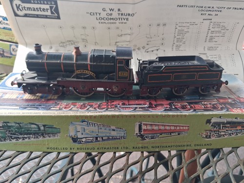 Kitmaster and gauge - and, ho
