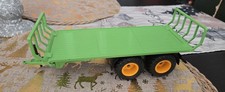 Like Britain's 2891 SIKU  1:32, Large Round Bales Trailer In Green and Yellow!