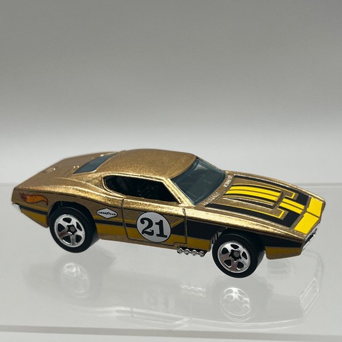 Hot wheels flying customs - hot,