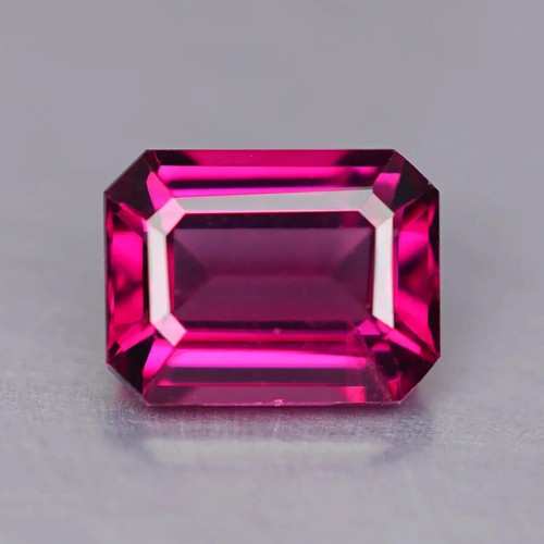 Natural emerald cut flawless - emerald,