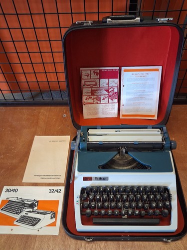 Gdr typewriter erika - gdr, 32/42