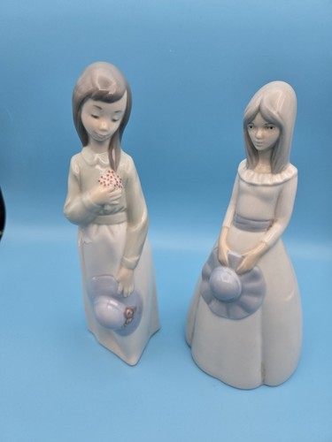 Nao girl holding posy and - holding,