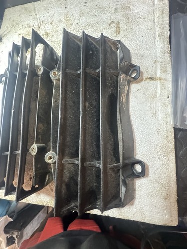 Gas ec300 radiator - gas, louvers
