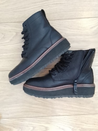 Clarks boots