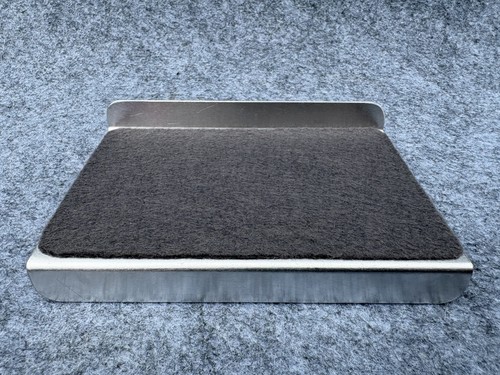 Backgammon aluminium plinth - backgammon,