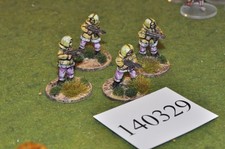 28mm sci fi / crew - 4 figs -