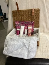 LAURA ASHLEY Wicker Basket