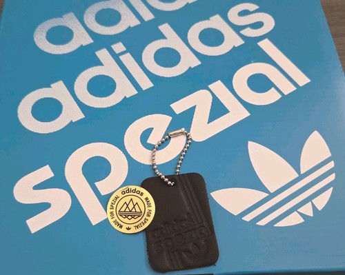 Bnwt adidas originals - adidas,