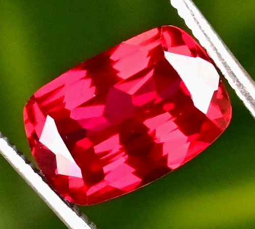 Natural mogok red ruby - 6.25,