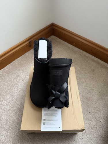 Genuine ugg boots mini - ugg, w